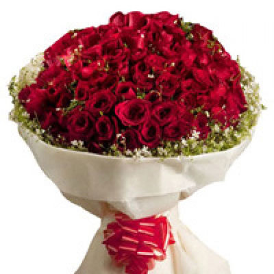 Propose with 50 Red Roses